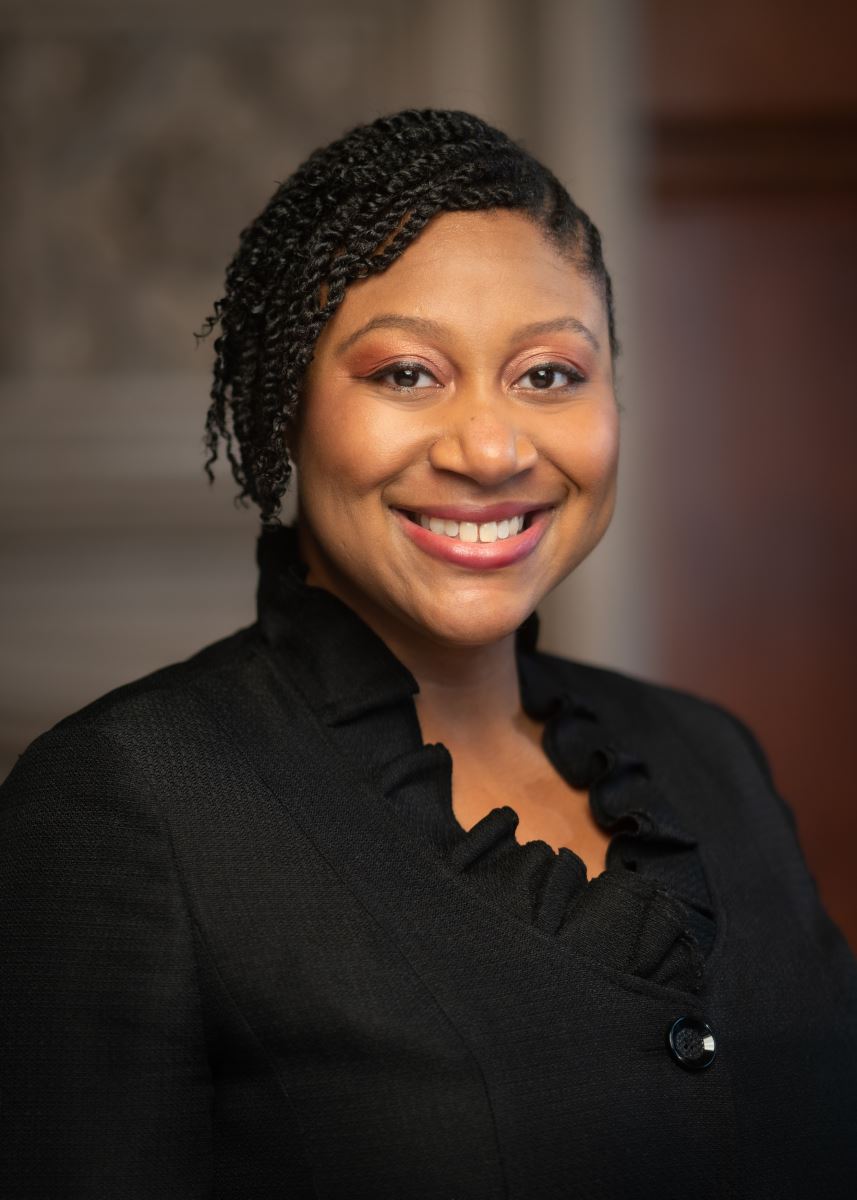 UI-Portraits-Theresa-03.jpg Theresa Thomas